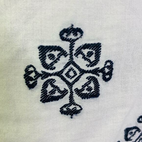 CJ BANKS Blouse Top Button Down‎ Novelty Embroidered Boho Artsy Workwear Preppy - Picture 8 of 12